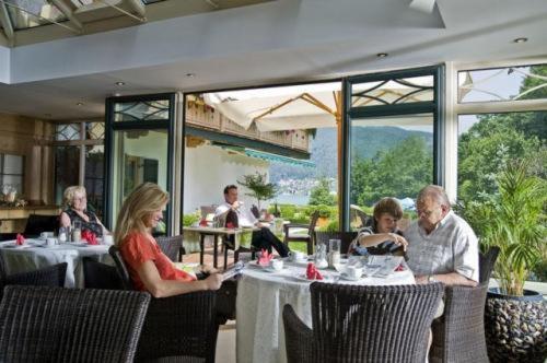 Hotel Landhaus Strobl Am See 바트비제 외부 사진