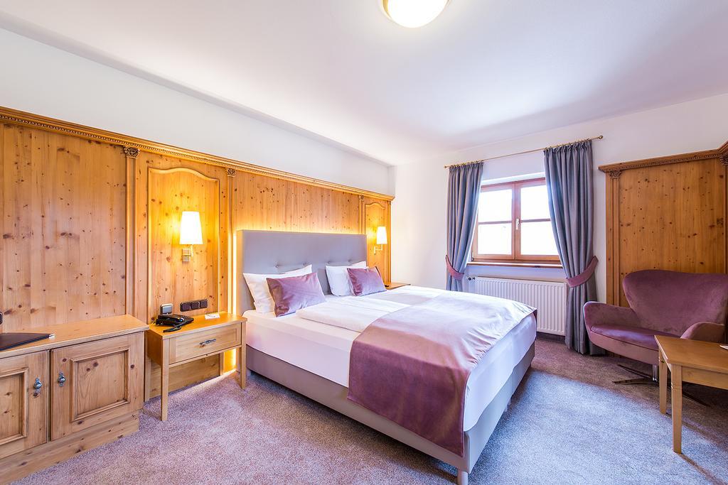 Hotel Landhaus Strobl Am See 바트비제 외부 사진